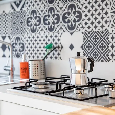 Think Positive Flat - Con Parcheggio! Apartman *